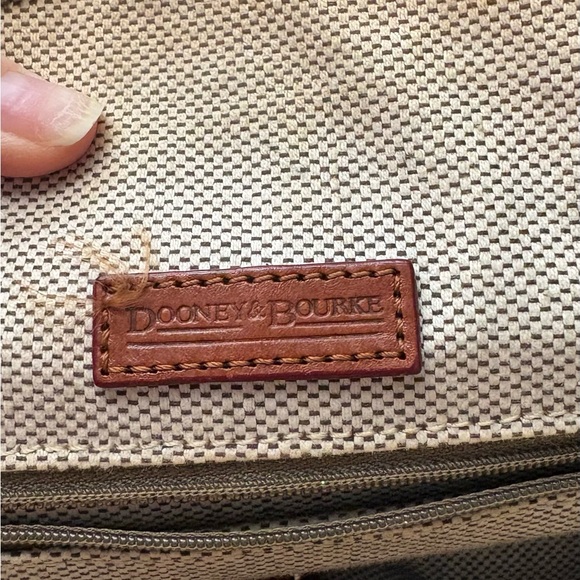 DOONEY & BOURKE Signature DB Logo Handbag - Picture 11 of 15